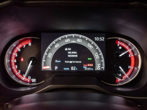 Used 2025 Toyota RAV4 XLE AWD/4WD image 14