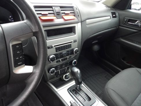 Used 2012 Ford Fusion SE FWD image 7