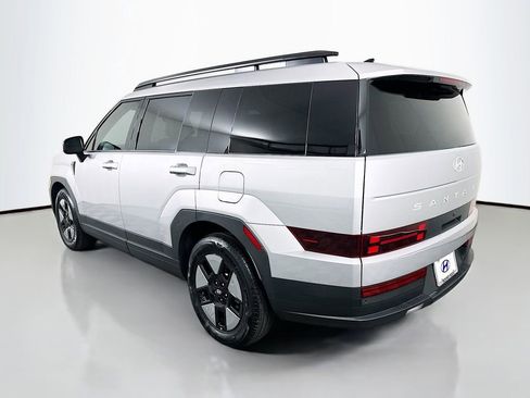 Certified 2026 Hyundai Santa Fe SEL FWD image 7