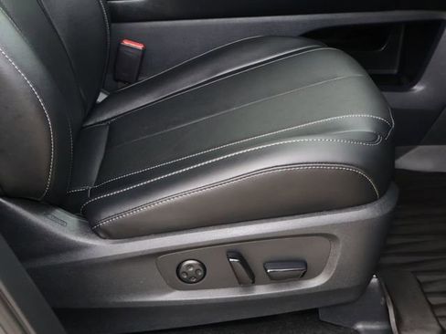 Used 2026 INFINITI QX60 Luxe w/ Cargo Package FWD image 19