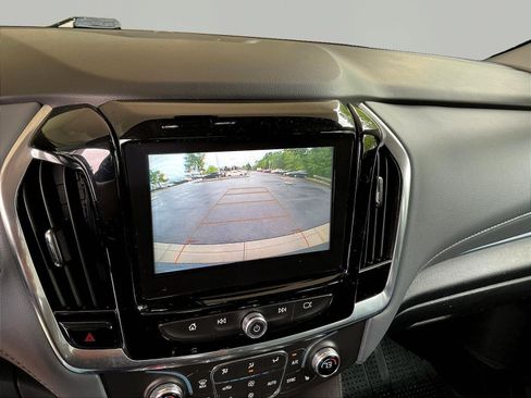 Used 2019 Chevrolet Traverse LT w/ LPO, Floor Liner Package FWD image 14