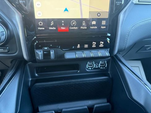 Used 2024 RAM 2500 Rebel w/ Towing Technology Group image 11