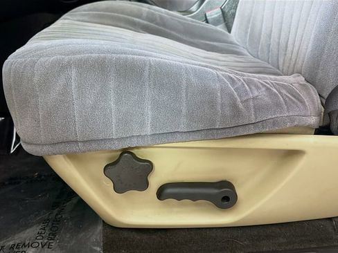 Used 2005 Chevrolet TrailBlazer LS w/ LS Preferred Equipment Group image 19