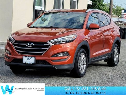 Used 2016 Hyundai Tucson SE w/ Option Group 02 AWD/4WD image 3
