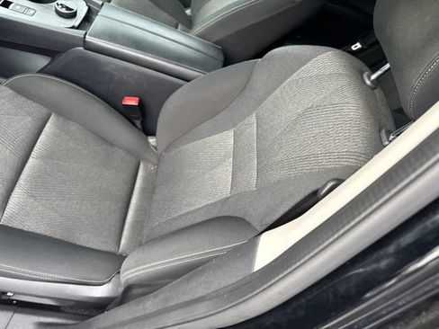 Used 2025 Nissan Rogue SV AWD/4WD image 12