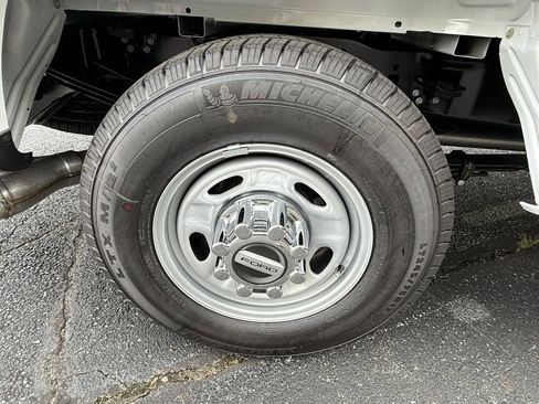 New 2026 Ford F350 XLT RWD image 17