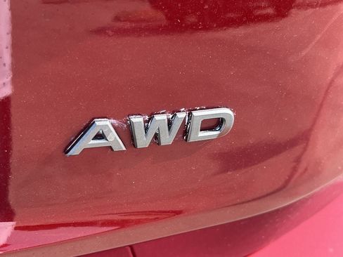 Used 2025 Nissan Rogue SV AWD/4WD image 5