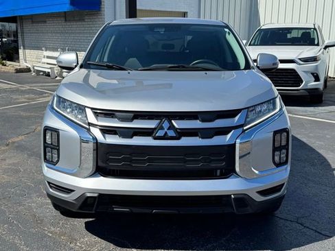 Used 2024 Mitsubishi Outlander Sport SE AWD/4WD image 2
