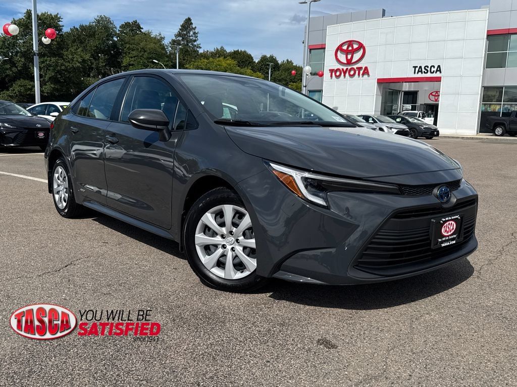 Used 2025 Toyota Corolla LE AWD/4WD 360° Tour
