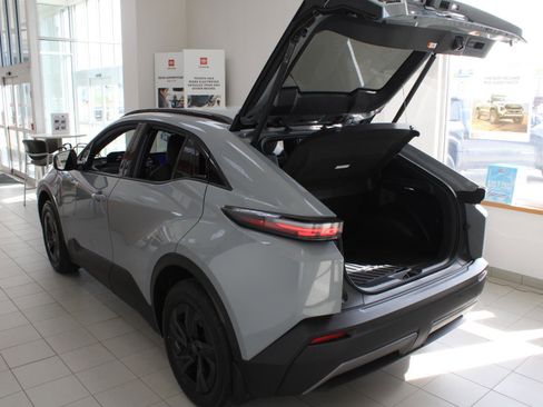 New 2026 Toyota C-HR AWD/4WD image 6