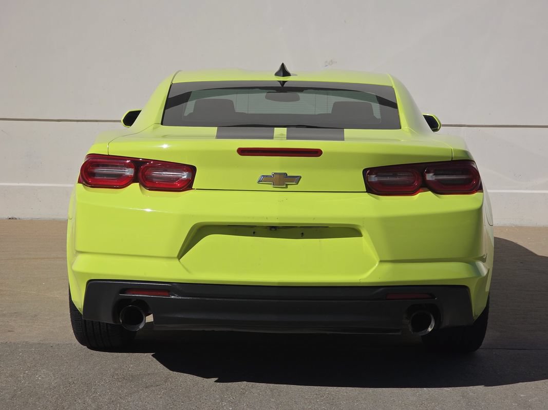 Used 2019 Chevrolet Camaro LT RWD image 4