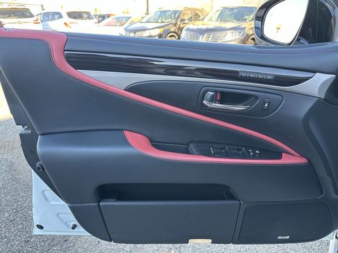 Used 2015 Lexus LS 460 AWD image 30