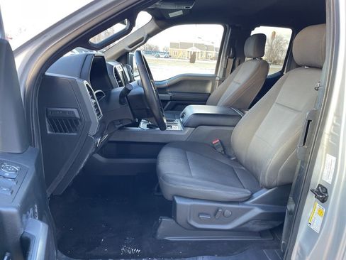 Used 2019 Ford F150 XLT w/ Equipment Group 302A Luxury image 8