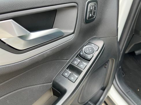 New 2026 Ford Escape SE w/ PHEV Premium Package image 32