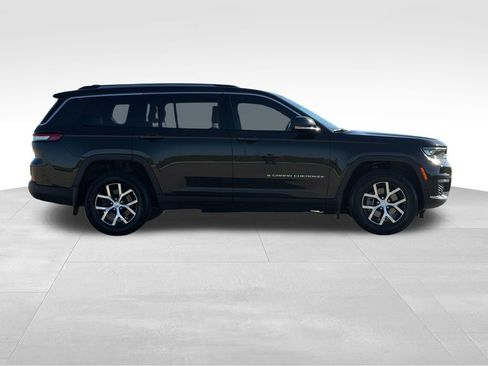 Used 2023 Jeep Grand Cherokee L Limited w/ Luxury Tech Group II AWD/4WD image 31