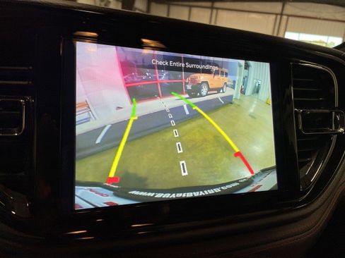 Used 2024 Dodge Durango GT image 19