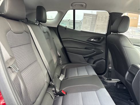 Certified 2024 Chevrolet Trax LT w/ Driver Confidence Package image 29