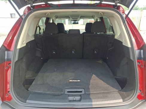 Used 2023 Nissan Rogue S AWD/4WD image 30