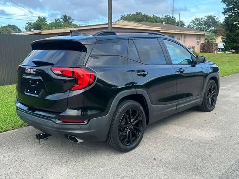 Used 2019 GMC Terrain SLT w/ Preferred Package FWD image 4