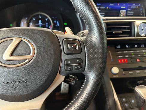Used 2019 Lexus IS 350 F Sport w/ F Sport Package RWD image 19