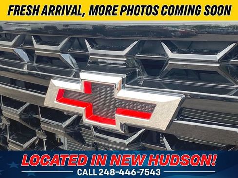 Used 2025 Chevrolet Silverado 2500 ZR2 w/ Technology Package AWD/4WD image 11