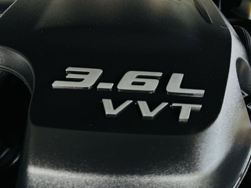 Used 2017 Chrysler 300 Limited w/ 300 Premium Group AWD/4WD image 21