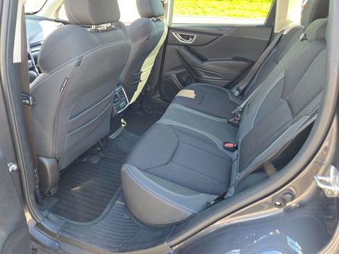 Used 2021 Subaru Forester Premium AWD/4WD image 19