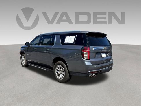 Used 2022 Chevrolet Suburban Premier AWD/4WD image 29