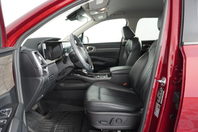 Used 2021 Kia Sorento EX FWD image 18