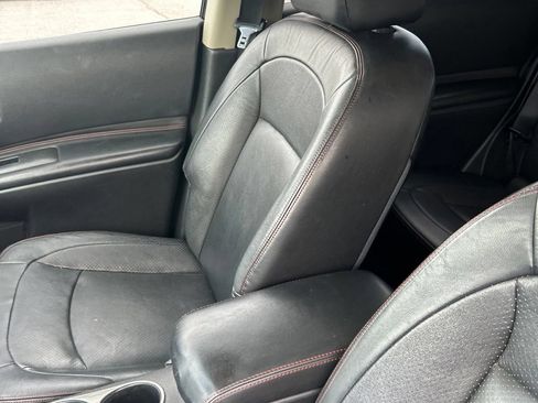 Used 2012 Nissan Rogue SL AWD/4WD image 9
