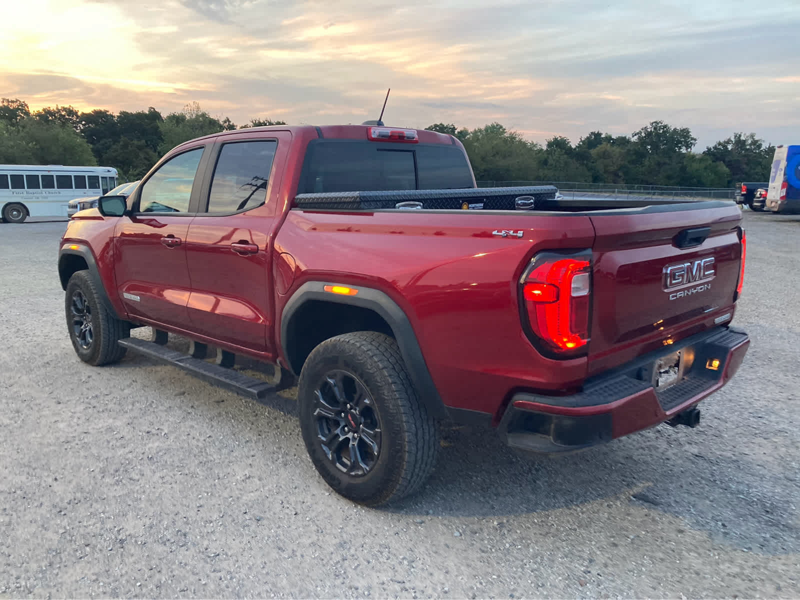 Used 2024 GMC Canyon Elevation w/ Elevation Premium Package AWD/4WD image 6