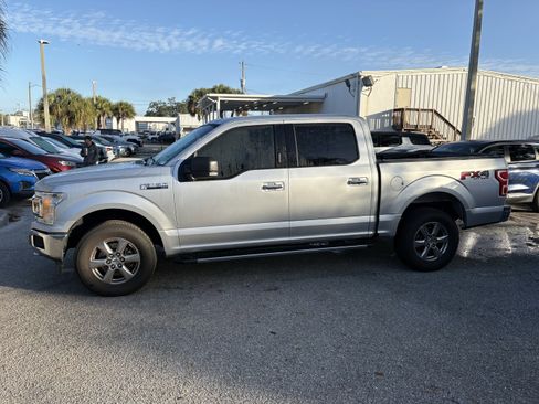 Used 2018 Ford F150 XLT w/ Equipment Group 302A Luxury image 4