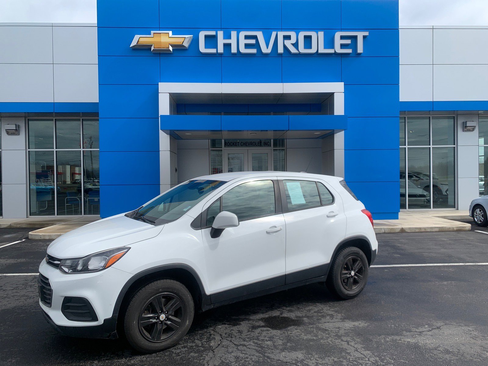 Used 2017 Chevrolet Trax LS AWD/4WD image 1