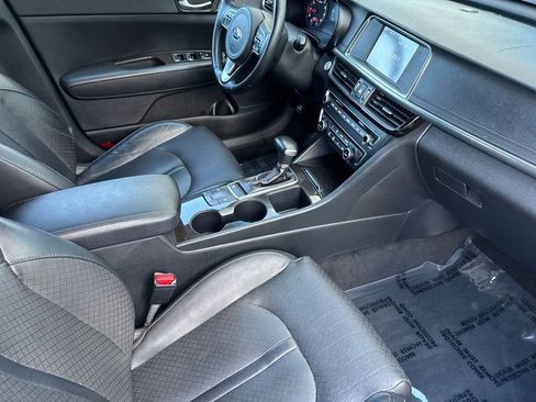 Used 2018 Kia Optima EX image 18
