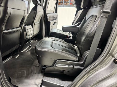 Used 2020 Ford Expedition Limited w/ Equipment Group 302A RWD image 16