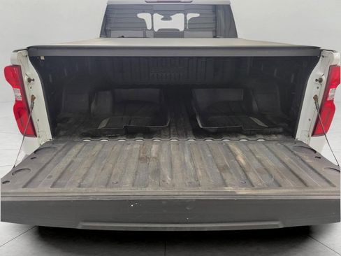 Used 2019 Chevrolet Silverado 1500 High Country w/ Trailer Camera Package AWD/4WD image 16