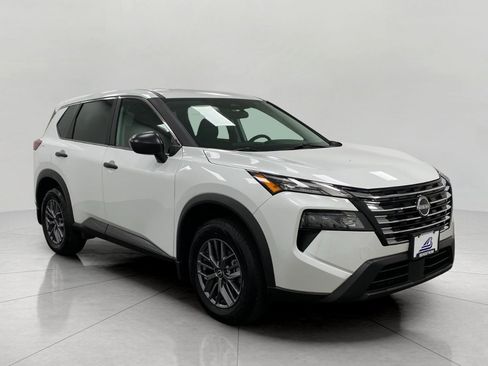 Certified 2025 Nissan Rogue S AWD/4WD image 1