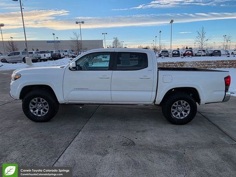 Used 2019 Toyota Tacoma SR5 image 4