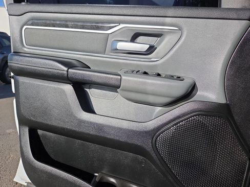 Used 2019 RAM 1500 Big Horn RWD image 14