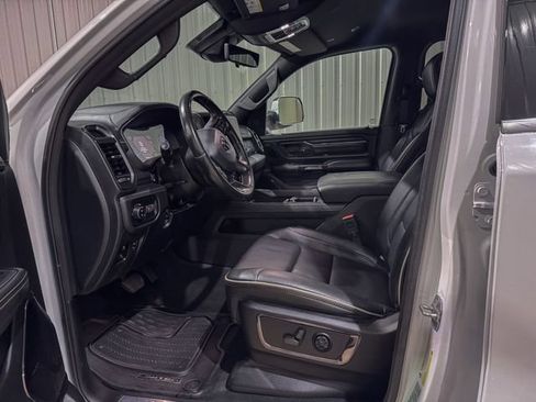 Used 2022 RAM 1500 Limited AWD/4WD image 11