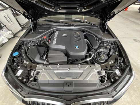 Certified 2025 BMW 330i Sedan w/ Convenience Package image 34