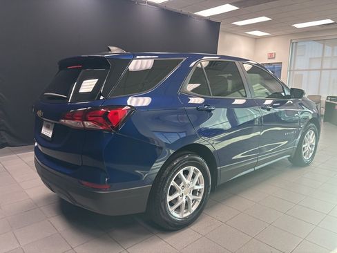 Used 2023 Chevrolet Equinox LS w/ LPO, Floor Liner Package image 3