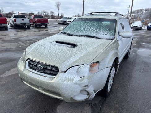 Used 2005 Subaru Outback 2.5XT Limited AWD/4WD image 6