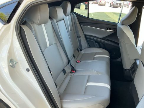 Certified 2025 Toyota Camry SE image 18