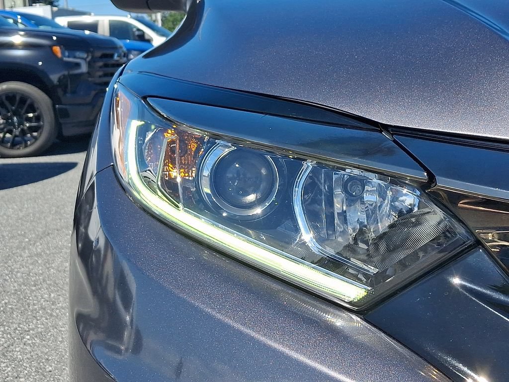 Used 2021 Honda HR-V Sport image 11