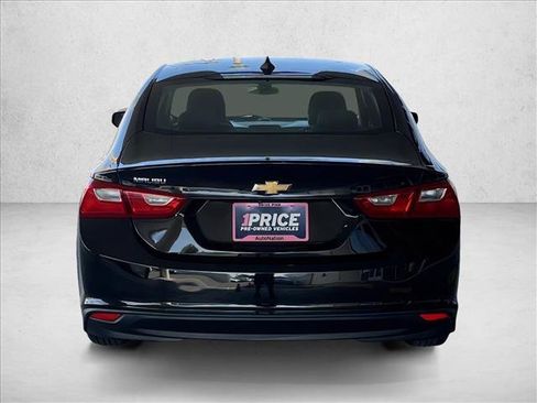 Used 2017 Chevrolet Malibu LS FWD image 8