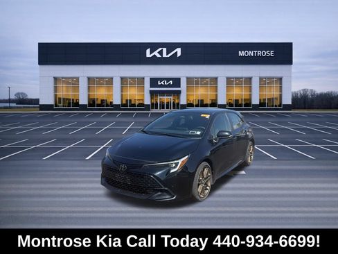 Used 2024 Toyota Corolla SE FWD image 1