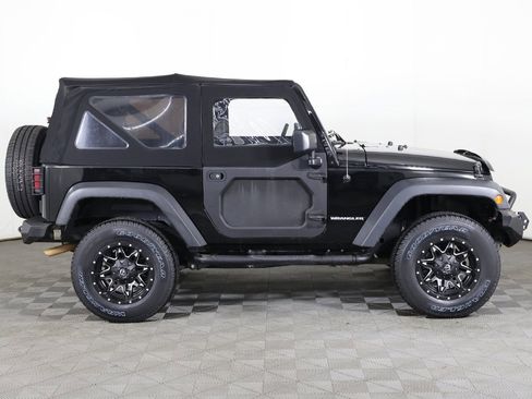 Used 2015 Jeep Wrangler Rubicon image 13