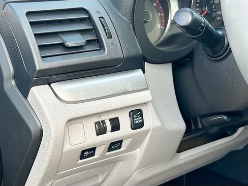 Used 2015 Subaru Forester 2.5i Limited w/ Protection Package #2 image 12