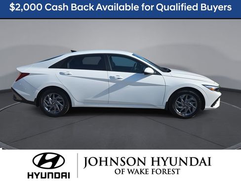 New 2026 Hyundai Elantra Blue image 13